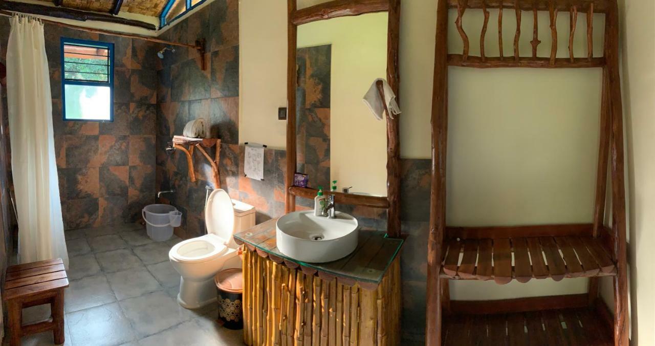 ホテル Camp Hornbill Corbett ラムナガル エクステリア 写真
